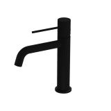 Recenzja baterii umywalkowej Domino Orion (czarna) — styl i funkcjonalność